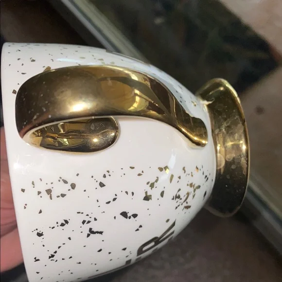 Gold and White Motivational Mug - Picture 4 of 6